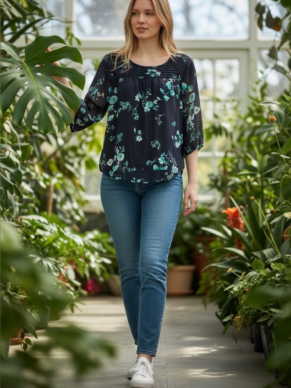 LC Lauren Conrad Blouse Womens XS NWT Navy Green Floral Pintuck 3/4 Sleeve